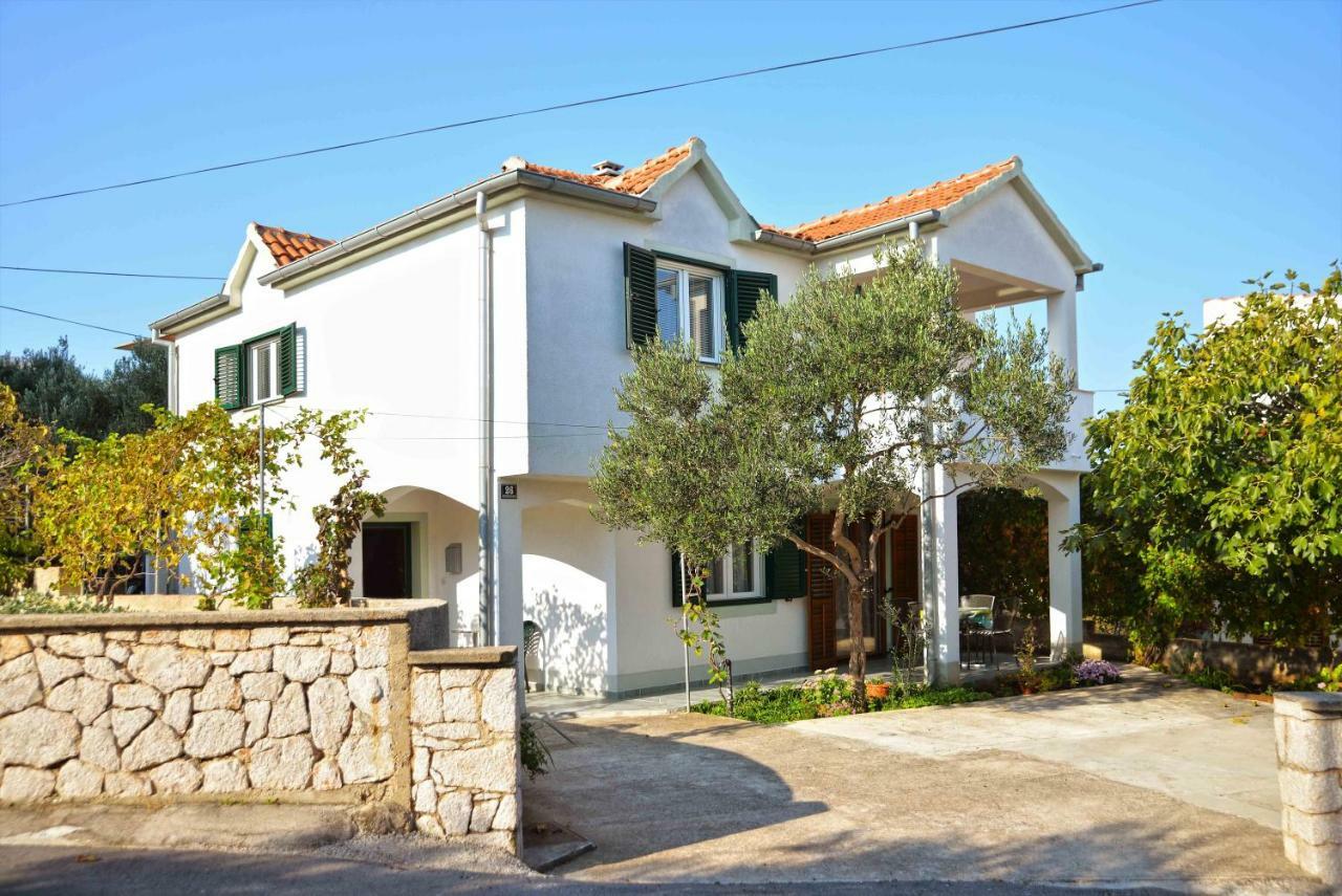 Apartment Miracle มูร์แตร์ ภายนอก รูปภาพ