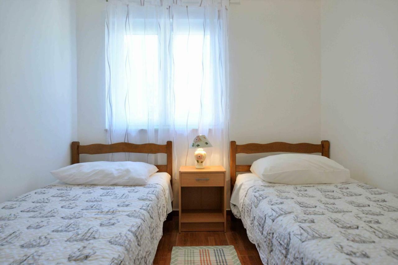 Apartment Miracle มูร์แตร์ ภายนอก รูปภาพ