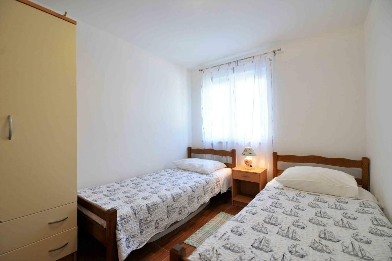 Apartment Miracle มูร์แตร์ ภายนอก รูปภาพ