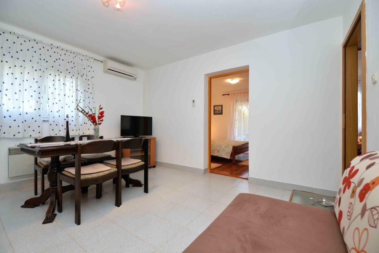 Apartment Miracle มูร์แตร์ ภายนอก รูปภาพ
